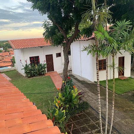 Morro Branco Suites - Hospedaria Morro Branco Beberibe Eksteriør bilde
